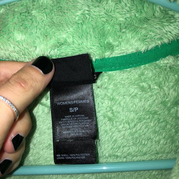 The North Face Women’s Osito Jacket - Picture 5 of 8